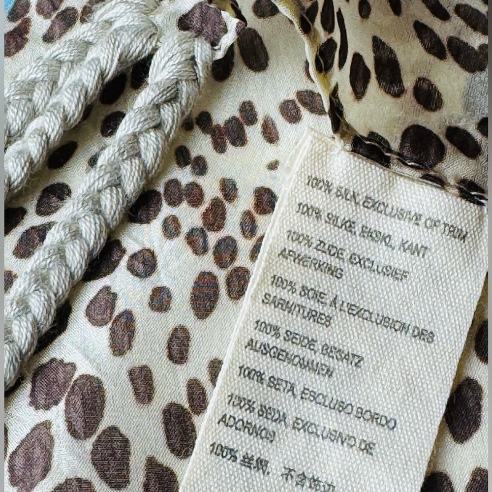Johnny Was scarf/shawl/cover-up. Multi hued floral on leopard print. OS. NWOT. - Picture 9 of 12